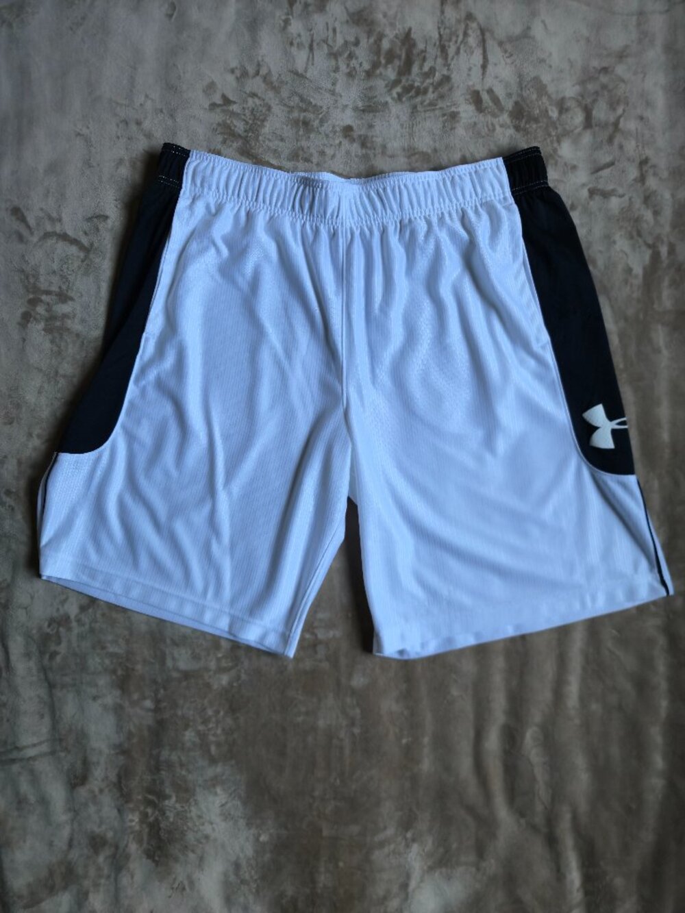 Under Armour HeatGear Basketball Training Shorts White Black Men's 2XL No Pocket